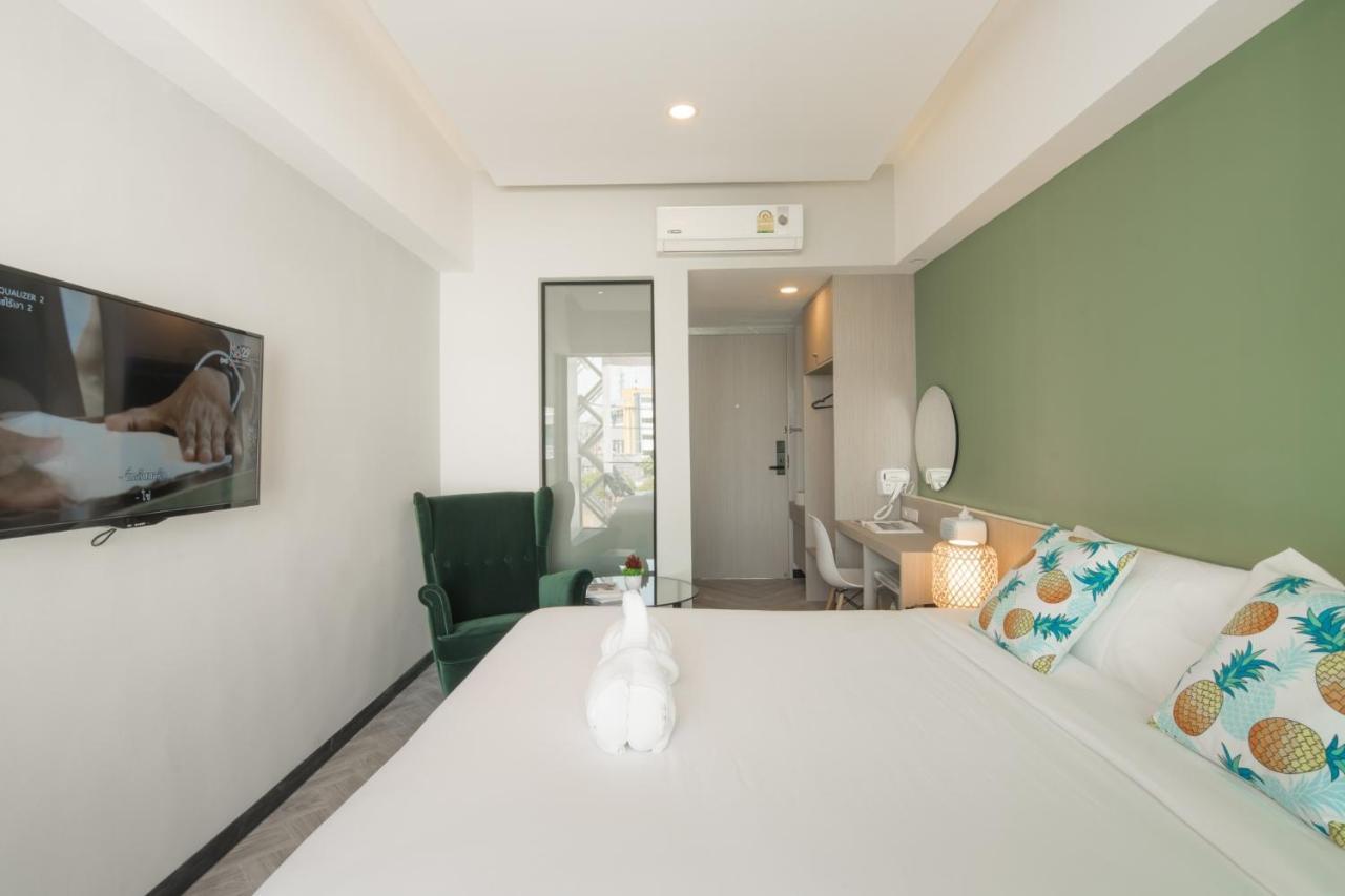 Yanud Residence Phuket Exterior foto